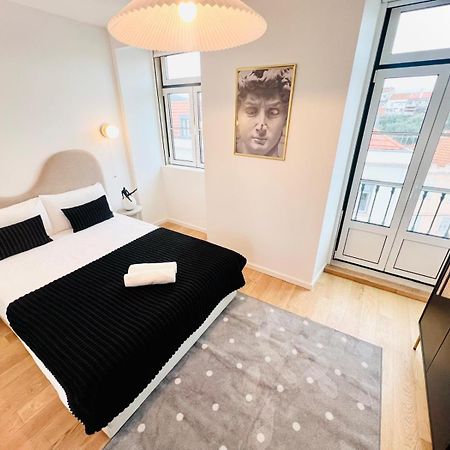 Lisbon Pink House II Beautiful 2 Bedroom Flat In City Center المظهر الخارجي الصورة