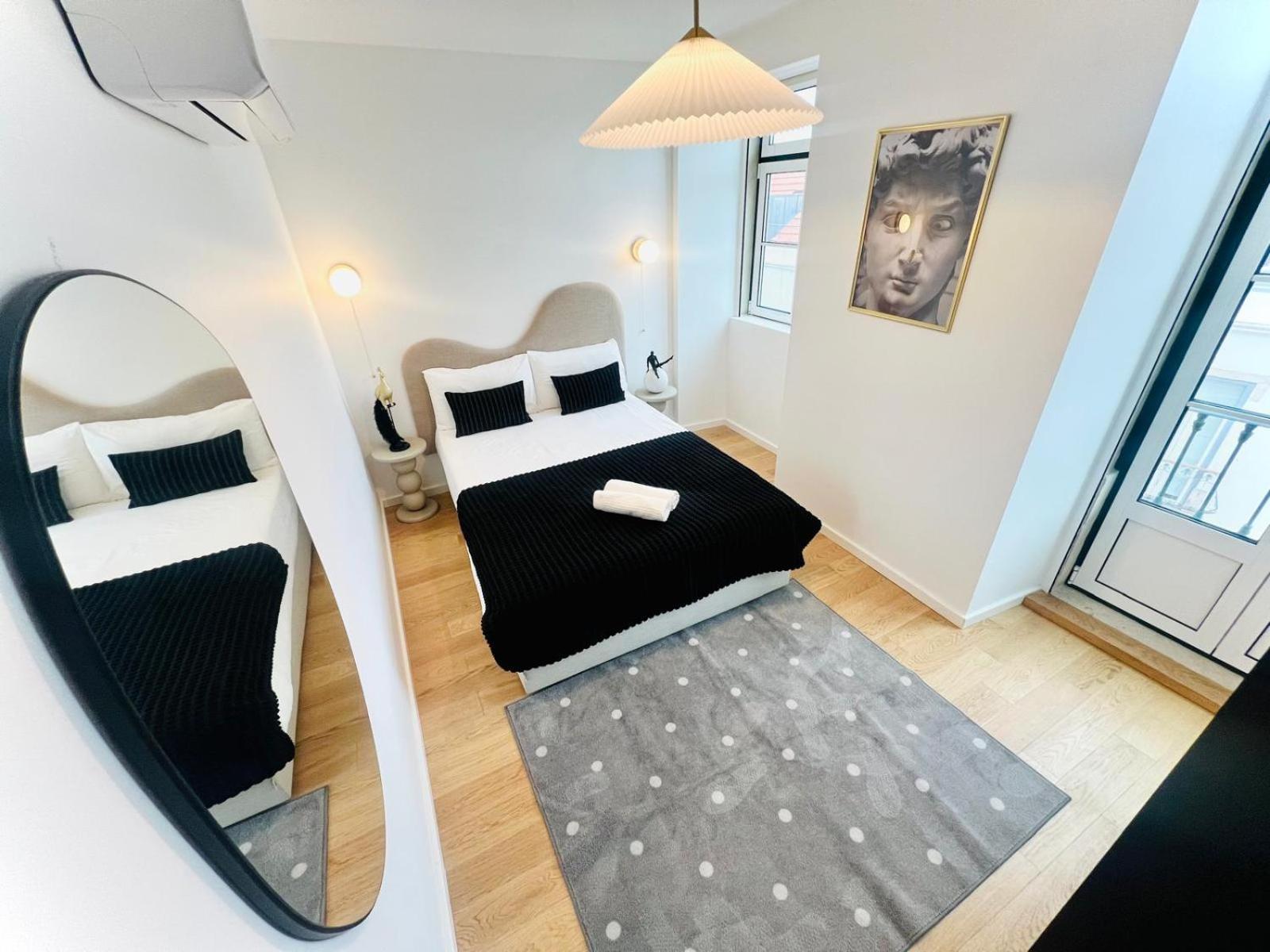 Lisbon Pink House II Beautiful 2 Bedroom Flat In City Center المظهر الخارجي الصورة