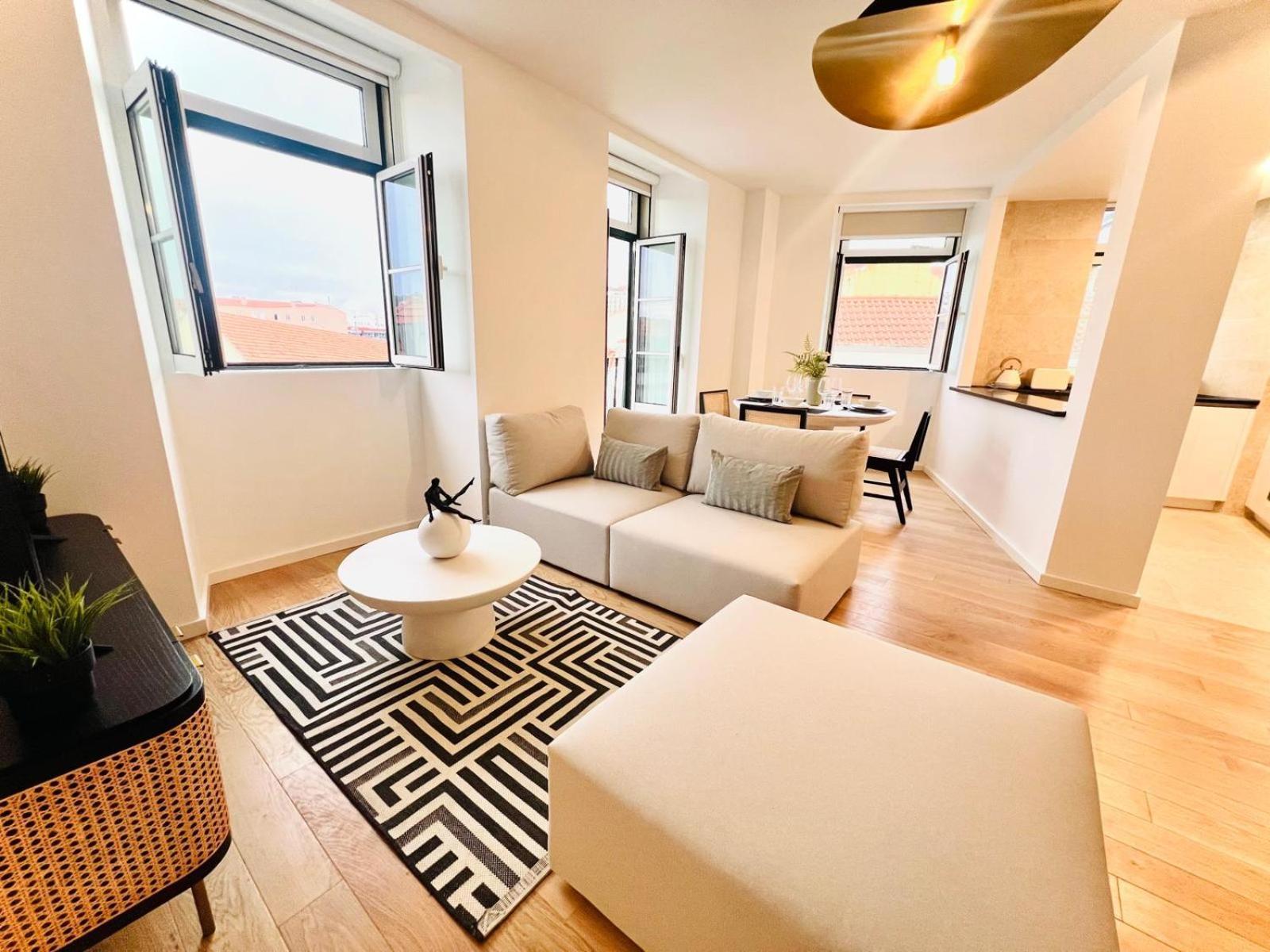 Lisbon Pink House II Beautiful 2 Bedroom Flat In City Center المظهر الخارجي الصورة
