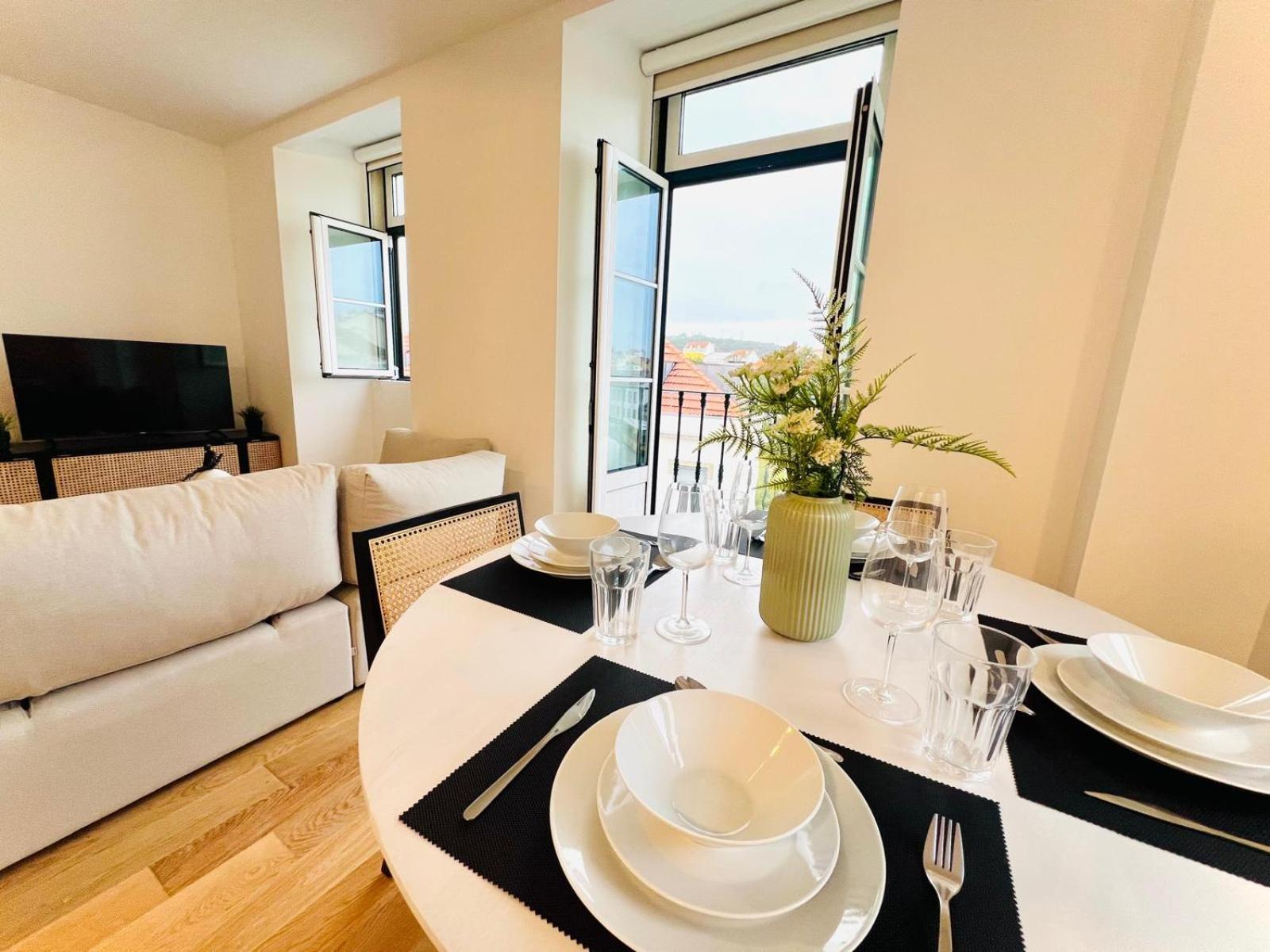 Lisbon Pink House II Beautiful 2 Bedroom Flat In City Center المظهر الخارجي الصورة
