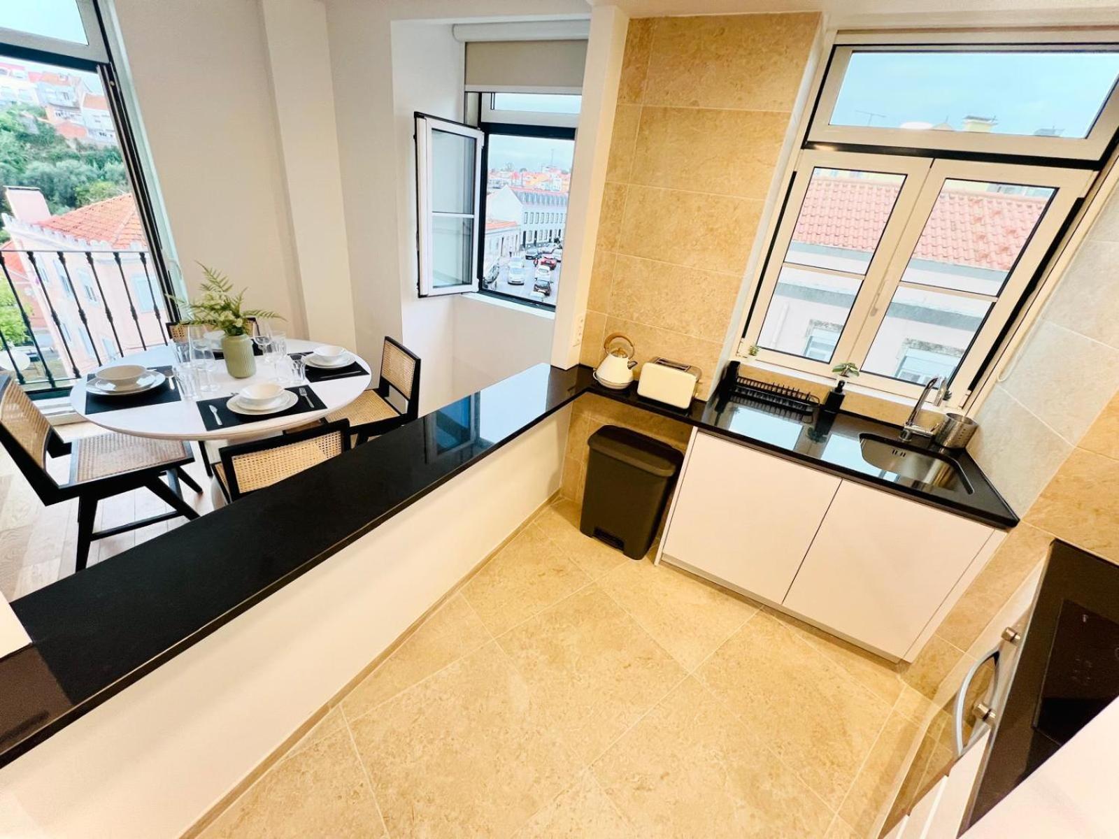 Lisbon Pink House II Beautiful 2 Bedroom Flat In City Center المظهر الخارجي الصورة