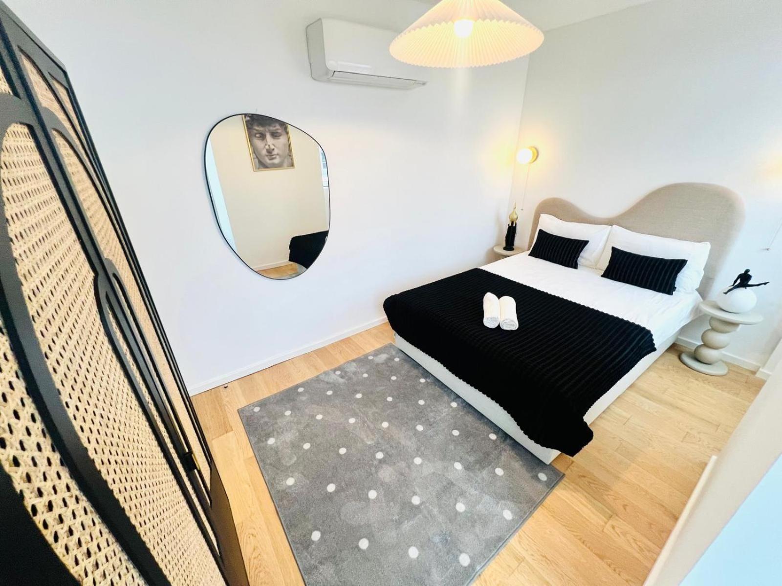 Lisbon Pink House II Beautiful 2 Bedroom Flat In City Center المظهر الخارجي الصورة