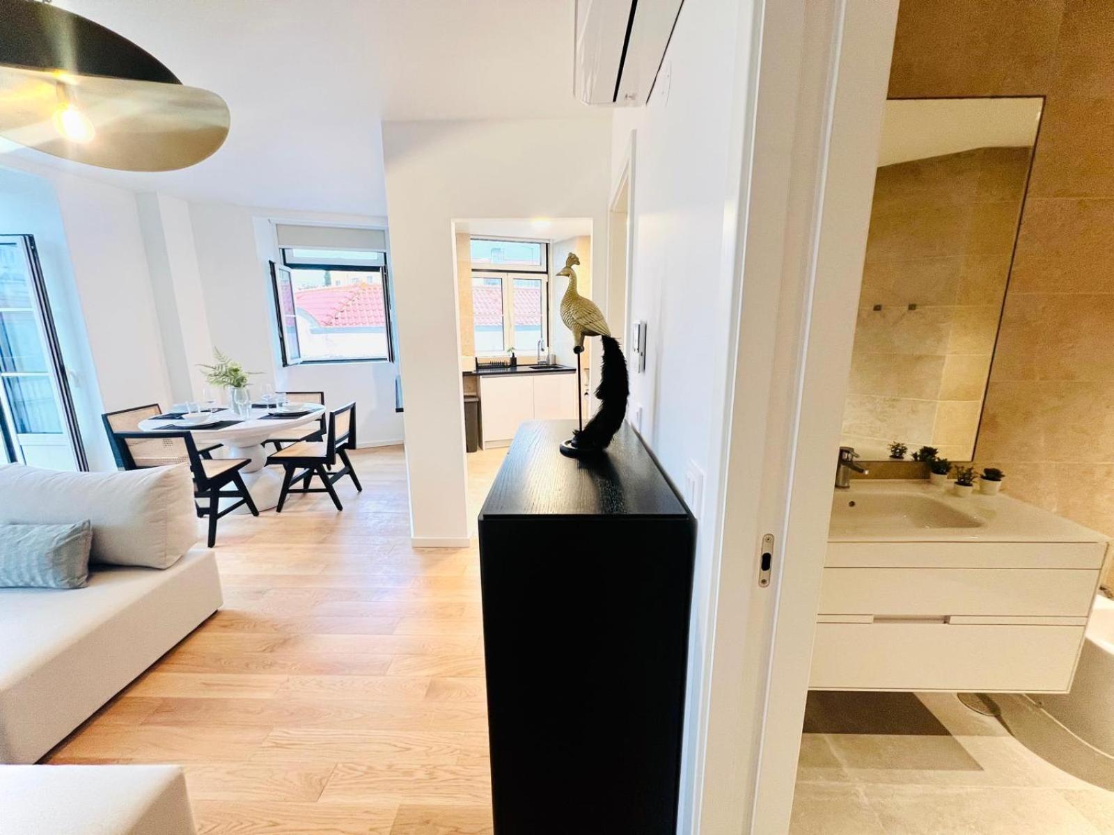 Lisbon Pink House II Beautiful 2 Bedroom Flat In City Center المظهر الخارجي الصورة